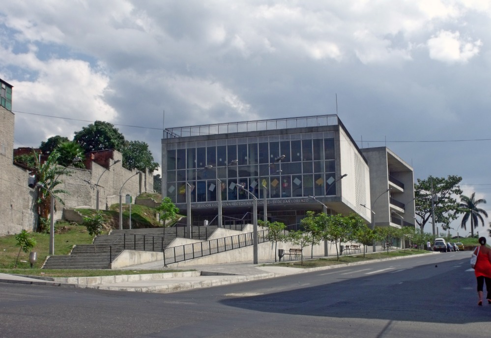 Colegio Héctor Abad Gómez